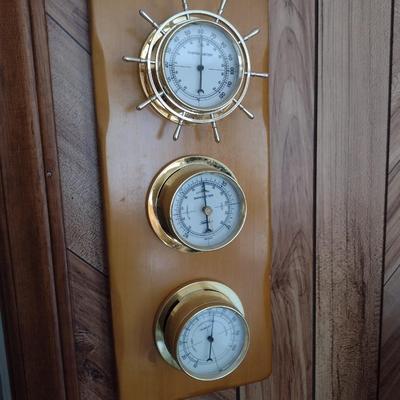 Wall Barometer, Thermometer and Hygrometer