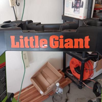 LITTLE GIANT MIGHTY LITE FOLDING STEP STOOL