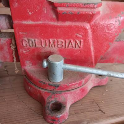 COLUMBIAN D63 1/2 SWIVEL BENCH VISE, DRAWER ORGANIZER AND SOME HARDWARE