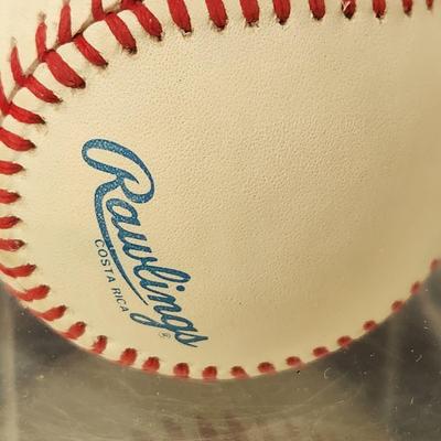 Elrod Hendricks OMLB Signed Autographed Baseball In Collectors Case