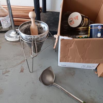 CANNING JARS METAL SIEVE AND SALT