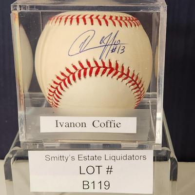 Ivanon Coffie #13 OMLB Signed Autographed Baseball In Collectors Case