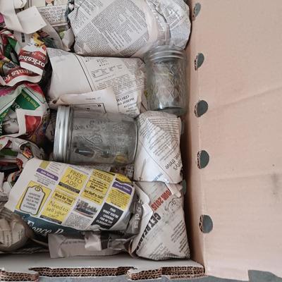 2 BOXES OF PINT AND JELLY JARS