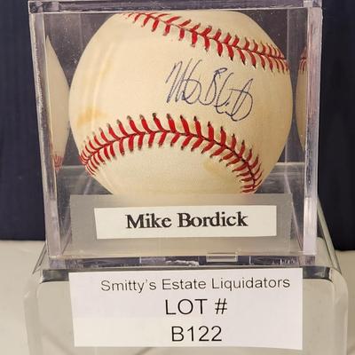 Mike Bordick OMLB Signed Autographed Baseball In Collectors Case