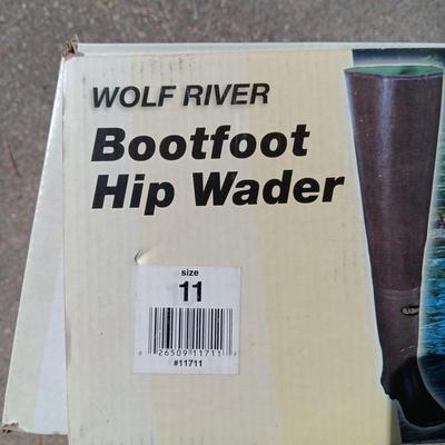 GENTY USED BOOTFOOT HIP WADERS SIZE 11 AND A CAMELBAK