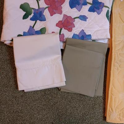 FULL/QUEEN BEDSPREAD, FULL DOWN DUVET, PILLOW SHAMS AND CASES