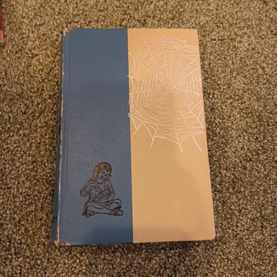CHILDRENS BOOKS