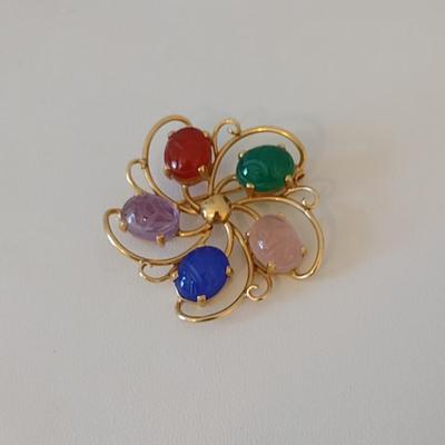 14 Karat Yellow Gold Scarab Gemstone Brooch with Scroll Design- Approx 1 1/4" in Diameter
