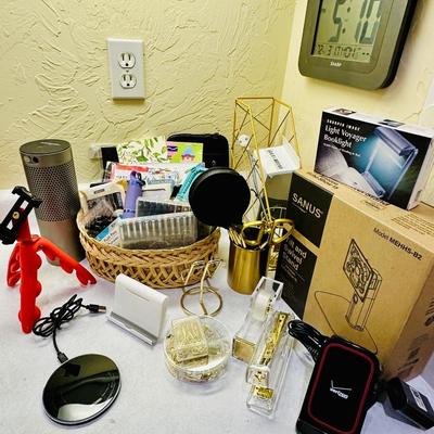 Utility Room - General House hold - office supplies- Lot 1