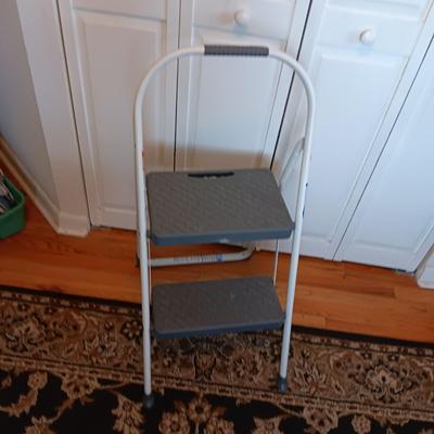 STEP STOOL, DESK LAMP, WOODEN BOX FOR CARDS AND SHINY ROCK SCULPTURE