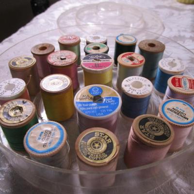 Thread caddy with 21 spools of thread