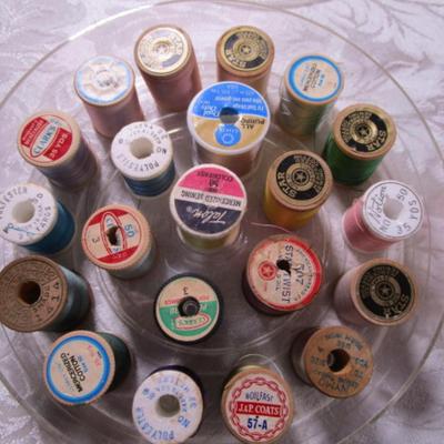 Thread caddy with 21 spools of thread
