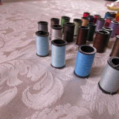 38 mini spools of thread