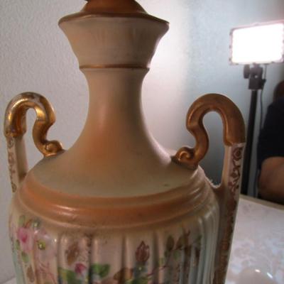Ceramic lamp