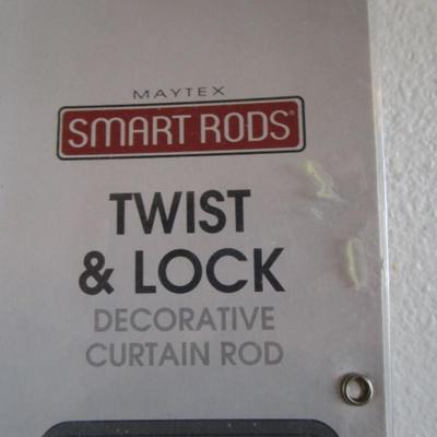 Maytex Twist N Lock tensioin window curtain rod, silver