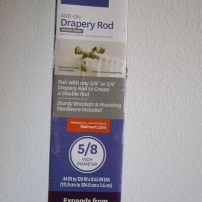 Better Homes & Gardens Drapery rod, silver