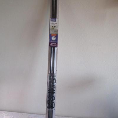 Better Homes & Gardens Drapery rod, black