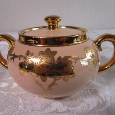 Vintage Winsor Artware creamer & sugar bowl