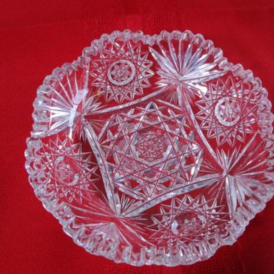 Vintage American brilliant cut glass dish with Hob star pattern