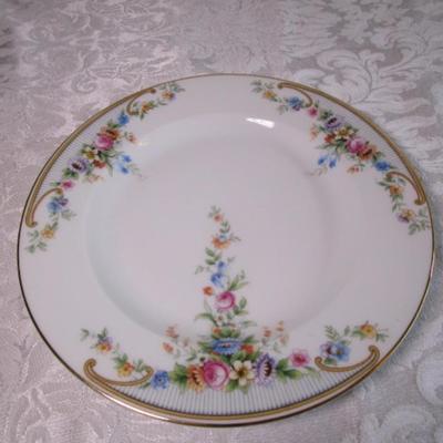 The Kenmore china pattern plates by Paul Muller