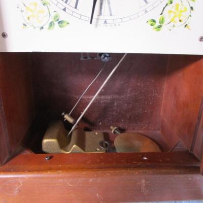 Vintage mantle clock