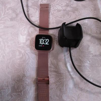 Fitbit Versa FB504 Watch