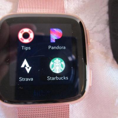 Fitbit Versa FB504 Watch