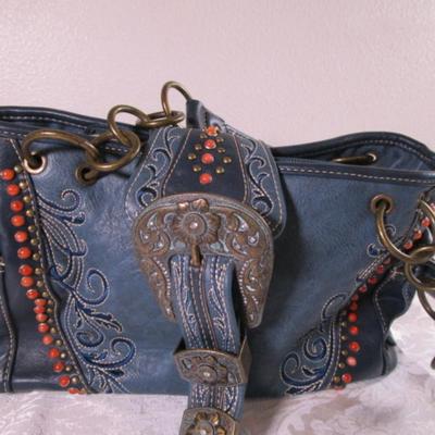 Montana West Western purse. has concealed weapon pouch.