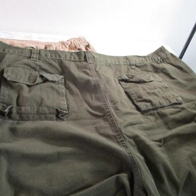 2 pair Boulder Creek cargo shorts, 1 tan, 1 green