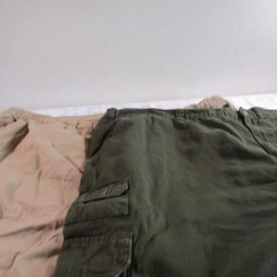 2 pair Boulder Creek cargo shorts, 1 tan, 1 green