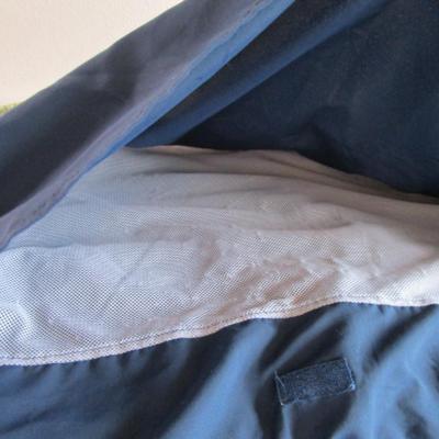 2 short-sleeved shirts, size 6XL