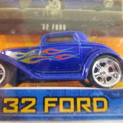 Dub City '32 Ford (die cast)