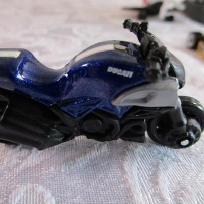 Misc. toy airplanes & cars
