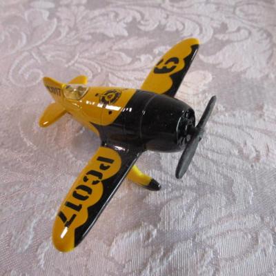 Misc. toy airplanes & cars