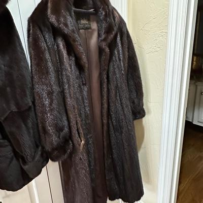 Women's Closet - Mink Coat from Koslows - Plus size estimate 14-16
