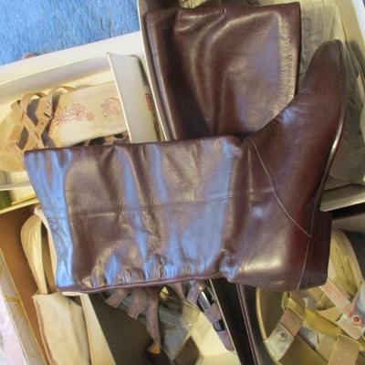 Variety Of Women's Shoes Average Size 8 1/2 To 9 1/2 Lot A