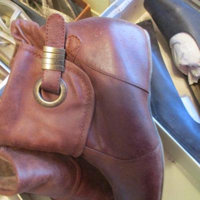 Variety Of Women's Shoes Average Size 8 1/2 To 9 1/2 Lot A