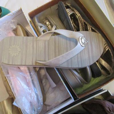 Variety Of Women's Shoes Average Size 8 1/2 To 9 1/2 Lot A