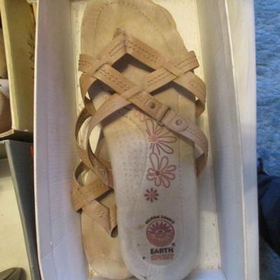 Variety Of Women's Shoes Average Size 8 1/2 To 9 1/2 Lot A