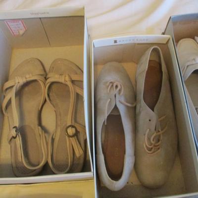 Variety Of Women's Shoes Average Size 8 1/2 To 9 1/2 Lot C
