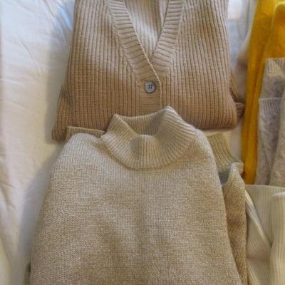 Women's Sweaters Hasting & Smith Lambs Wool Outlander Studio Lambswool Embassy Rown Merino Wool