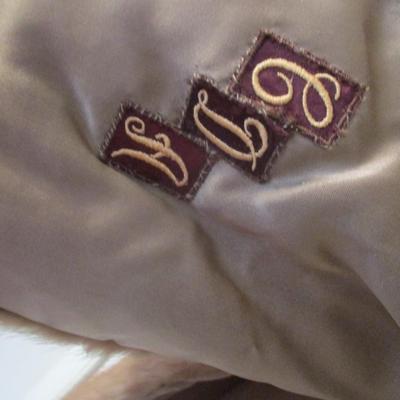 Vintage Jerome Wolk & Bro. Shoulder Cover