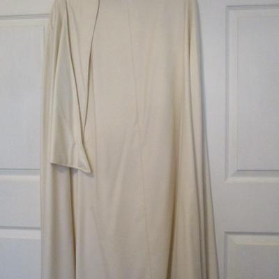 Women's Cloak Approx Length 44"