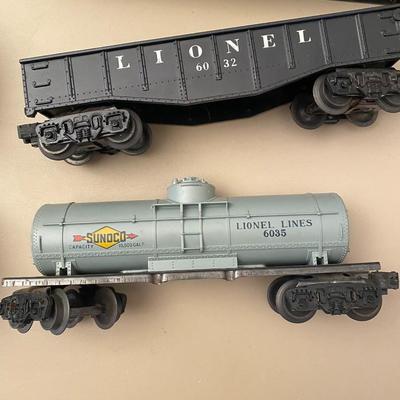 Lionel Train Lot Locomotive O27 Cars Track