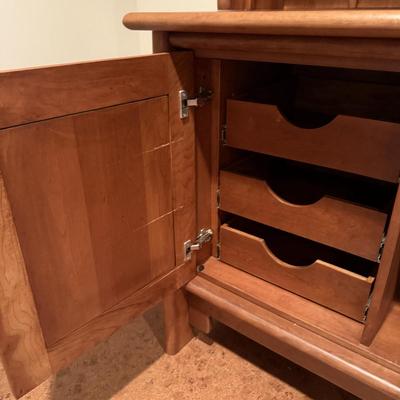 Solid Wood Hutch (BC-BM)