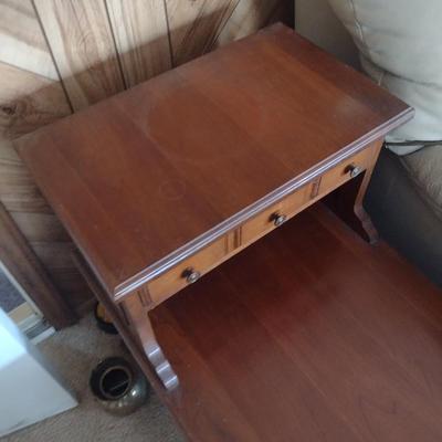Pair of Matching Pennsylvania House Side Tables