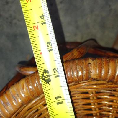 Woven Fiber Round Plant Stand- Approx 12 1/4" in Diameter, 13 1/4" Tall