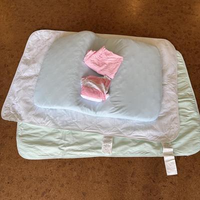 Baby Essentials - NIB Wansview wireless PTZ IP camera model Q3S, Nightlights & More (BC-BM)