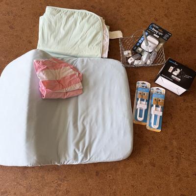 Baby Essentials - NIB Wansview wireless PTZ IP camera model Q3S, Nightlights & More (BC-BM)