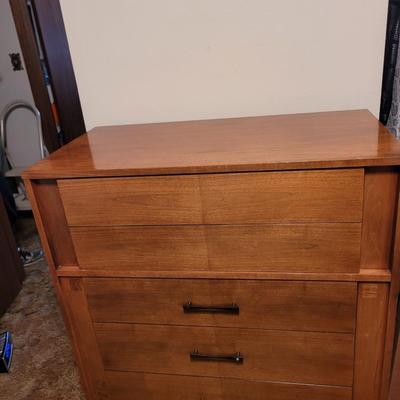 Kroehler dressor